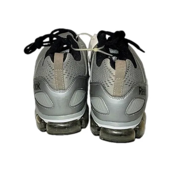 REEBOK &quot;JET DASHRIDE&quot; mens running shoes, Solid gray Size 12.  NWT