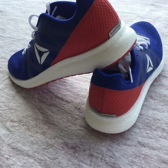 REEBOK FOREVER FLOATRIDE wns size 8.5
