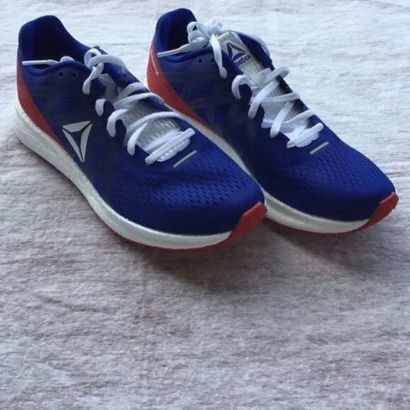 REEBOK FOREVER FLOATRIDE wns size 8.5