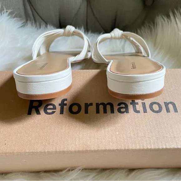 Reformation Peridot Mignon Knot Flat Leather Slide Slip On Sandals Off White W9