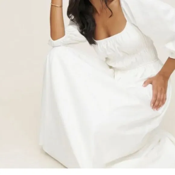 Reformation Bennie dress white lined cotton. Soft and feminine size Sm.