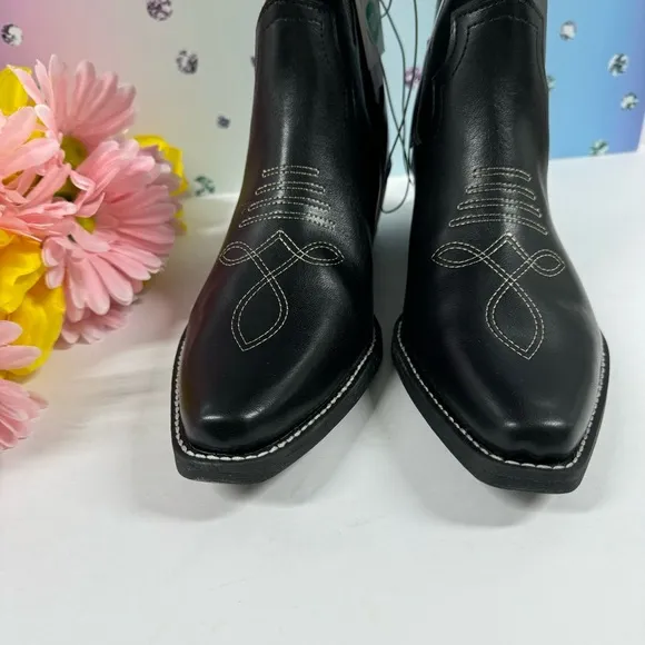 🤠RESTOCKED! EMBROIDERED WESTERN BOOTS