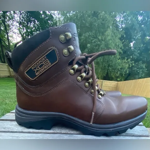 ROCKPORT COLD SPRINGS WATERPROOFELKHART BOOT. Size 7 pre owned