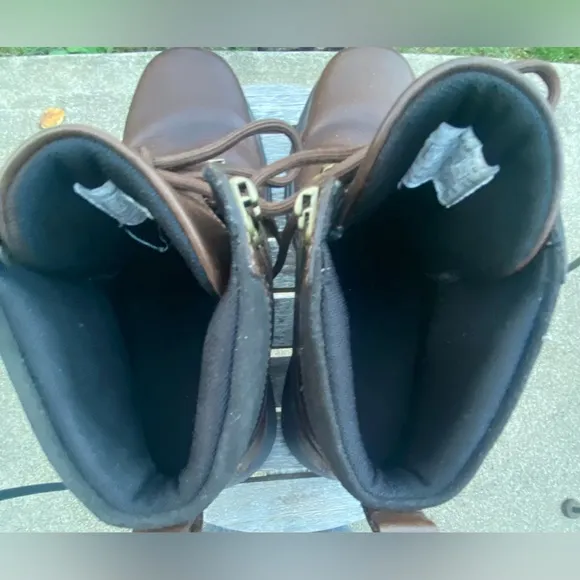 ROCKPORT COLD SPRINGS WATERPROOFELKHART BOOT. Size 7 pre owned