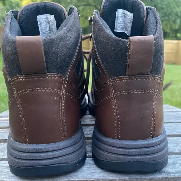 ROCKPORT COLD SPRINGS WATERPROOFELKHART BOOT. Size 7 pre owned