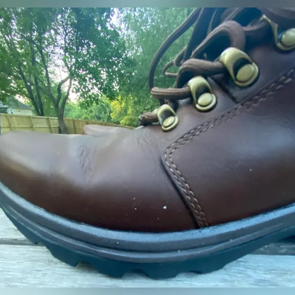 ROCKPORT COLD SPRINGS WATERPROOFELKHART BOOT. Size 7 pre owned