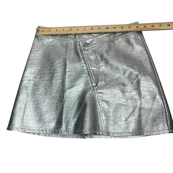 Ronny Kobo Silver Metallic Skirt Criss Cross Waist Donnie Size S