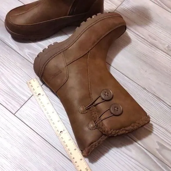 (S-2877) Weatherproof Women's Cold  Weather Boots Miranda Sz 8W