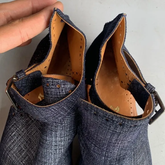 S274 The Office‎ of Angela Scott Mr. Ed Cutout Denim Suede Shoes Women’s Size 36
