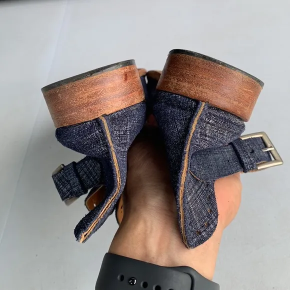 S274 The Office‎ of Angela Scott Mr. Ed Cutout Denim Suede Shoes Women’s Size 36