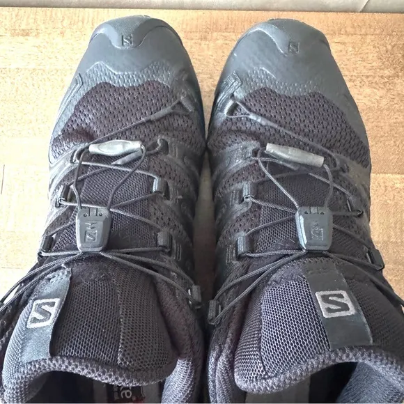 Salomon Men's Black Trail Running Shoes Size 10.5