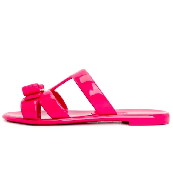 SALVATORE FERRAGAMO - Lylia J Bow T-strap Pink PVC Sandals - 9W - almost NIB!