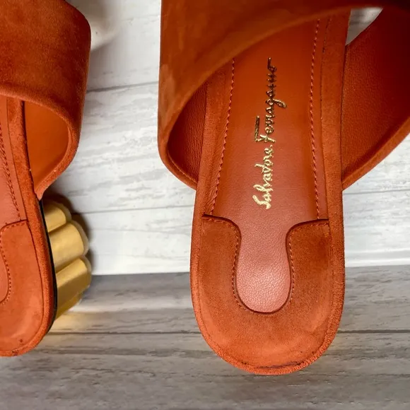SALVATORE FERRAGANO Belluno Suede Sandals 8.5