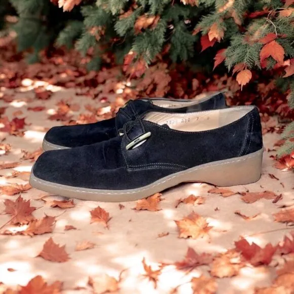 𝅺Salvatore Ferragamo Sport Blue Suede Shoes Loafers. Size 7. Authentic