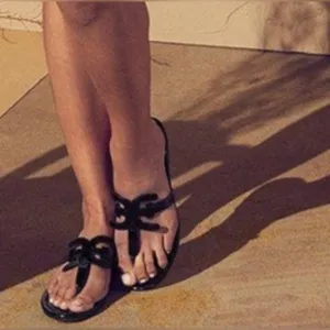 Sam Edelman Carter Thong Sandals In Black. Size 7
