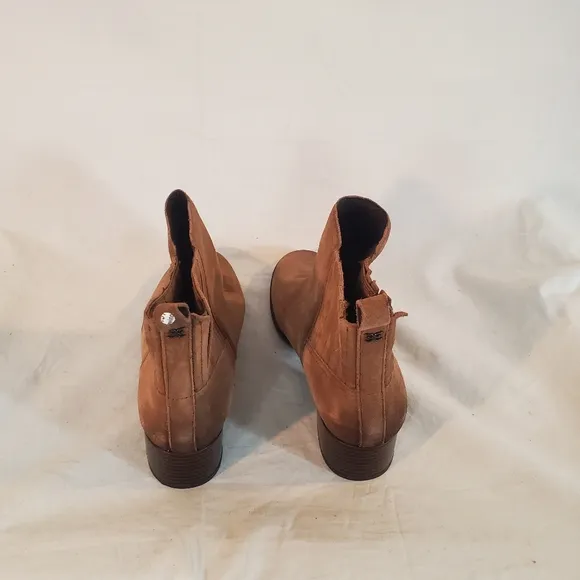 Sam Edelman Kaiti Chelsea Boots Women’s 7.5 Brown Suede Block Heel New