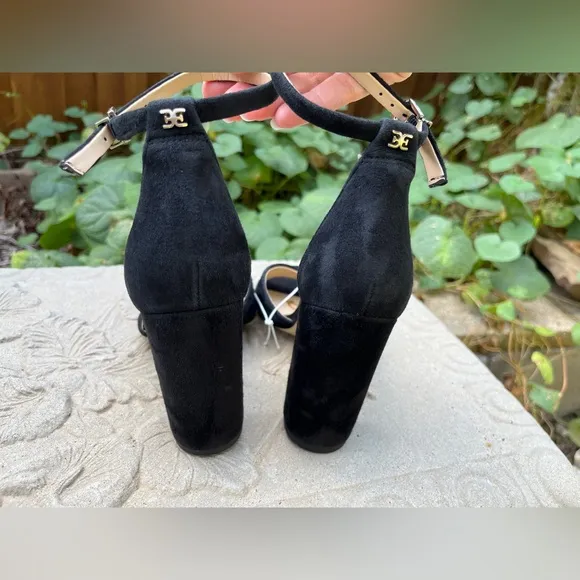 Sam Edelman Yancy Block Heel Ankle Strap Sandals Black Suede Size 6.5 NWOB
