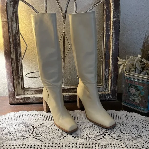 Sam Edlelman Leather Upper Boots , Knee Boots , Size 11 , Cream Co…