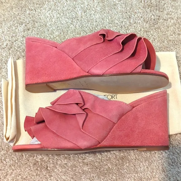Sandals by Creators of Habit Kiera Azalea Suede w/Dust Bag