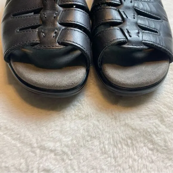 SAS Tripod Comfort Black Leather Slip On Sandals Size 10 N