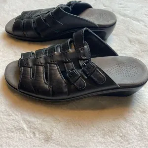 SAS Tripod Comfort Black Leather Slip On Sandals Size 10 N