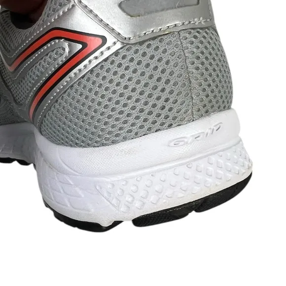 Saucony Cohesion 11 S20420-5 Mens Size 12.5 Gray Silver Running Shoes Sneakers