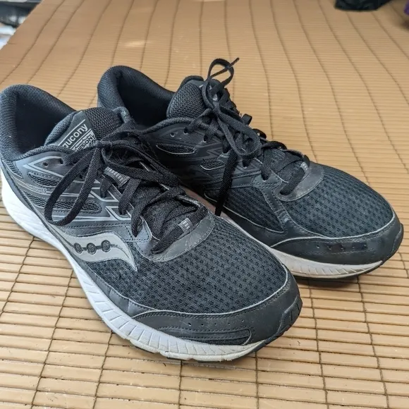Saucony Cohesion 13 S20560-1 Running Shoes  men's Size 13.208pm