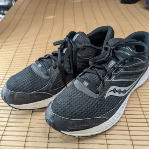 Saucony Cohesion 13 S20560-1 Running Shoes  men's Size 13.208pm