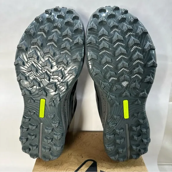 Saucony Peregrine 12 Black Running Shoes S10737-05 Women’s Size 7
