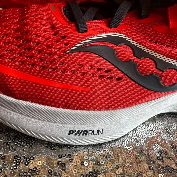 Saucony Ride 15 Women Running Shoes sneakers Size 11 Color Red