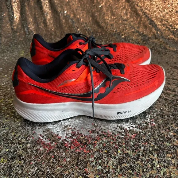 Saucony Ride 15 Women Running Shoes sneakers Size 11 Color Red