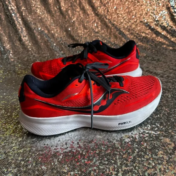 Saucony Ride 15 Women Running Shoes sneakers Size 11 Color Red