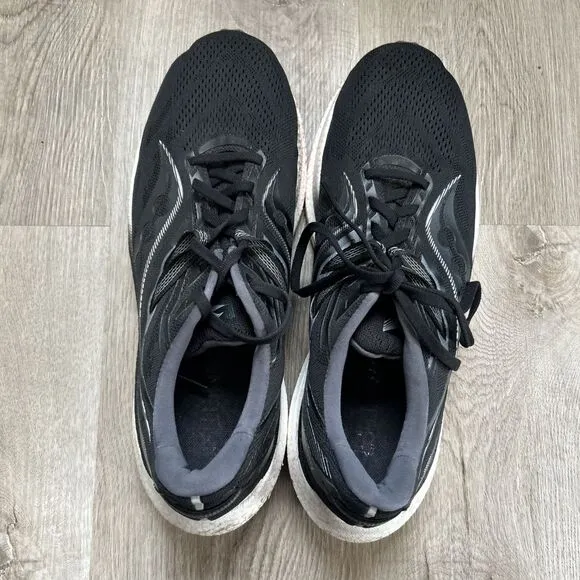 Saucony Triumph 20 Men’s 11 Running Shoes Black White Athletic Sneakers READ