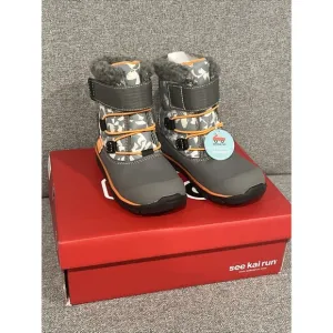 See Kai Run Children's Gilman Waterproof Insulated Boots Size 11 Gray Orange New
