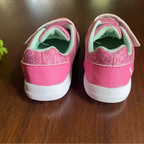See Kai Run Pink &amp; White Basics Stryker Toddler Sneakers Shoes Size 7