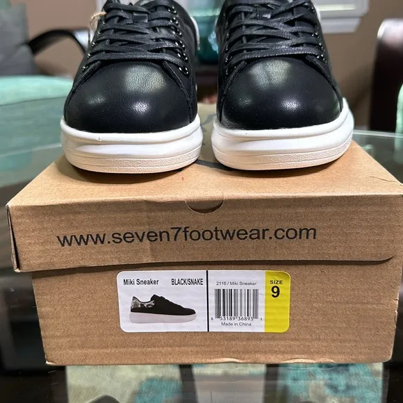 Seven7 Womens Sz 9 l Blk Snake White Sole Casual Shoes Miki Sneaker