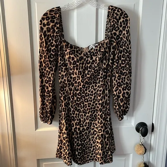 Sexy, beautiful reformation, leopard print corset dress super flattering 4  💕💋💅