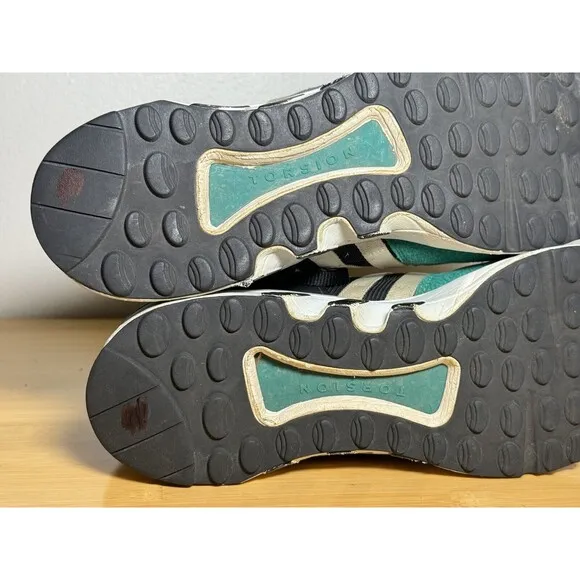 Size 11 - Adidas Equipment Running Support Black M25106