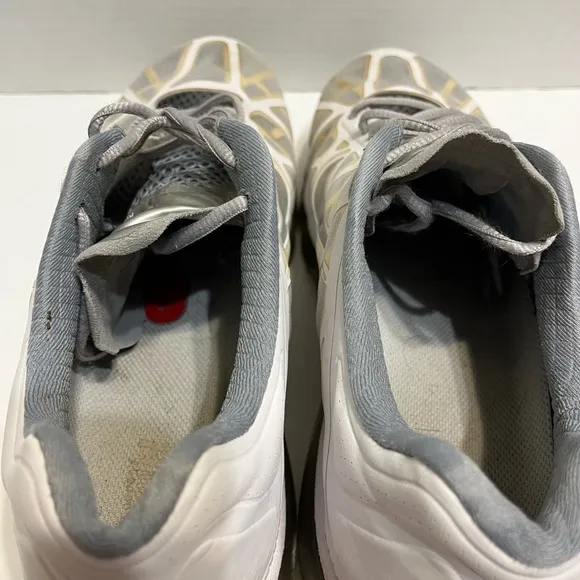 Size 12.5 - Nike Air Max Sneakers Running Shoes Mens