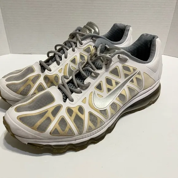 Size 12.5 - Nike Air Max Sneakers Running Shoes Mens