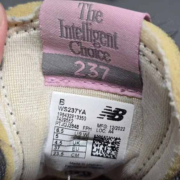 Size 6.5 New Balance 237 Women's Running Shoes Blackto Lilac Cloud‎ WS237YA