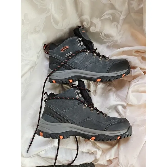 Skechers Hiking Boots RELMENT PELMO Relaxed Fit Waterproof Leather Size 8.5