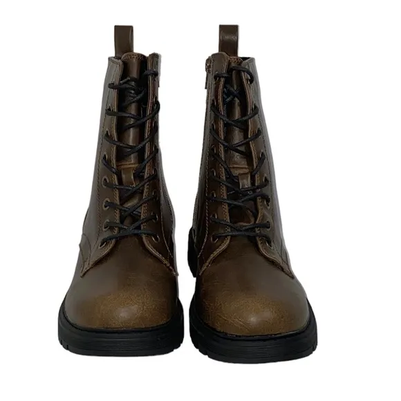 SO Reindeer Women's Combat Boots Brown 9.5 New in Box