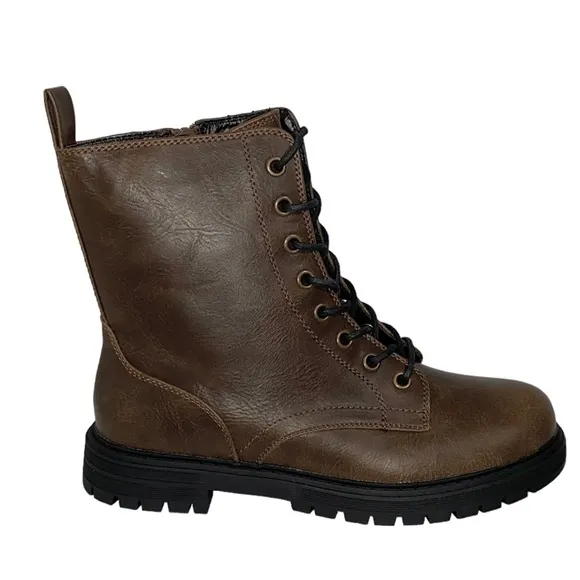 SO Reindeer Women's Combat Boots Brown 9.5 New in Box