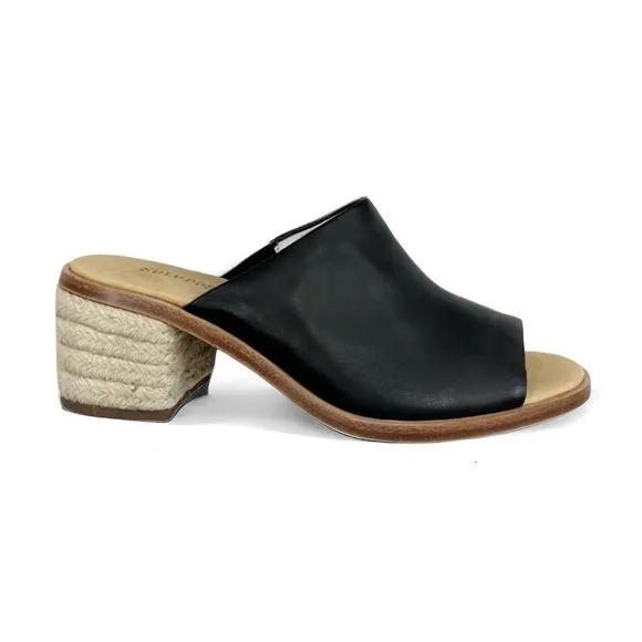 Soludos Capri Leather Mule Sandals in Black