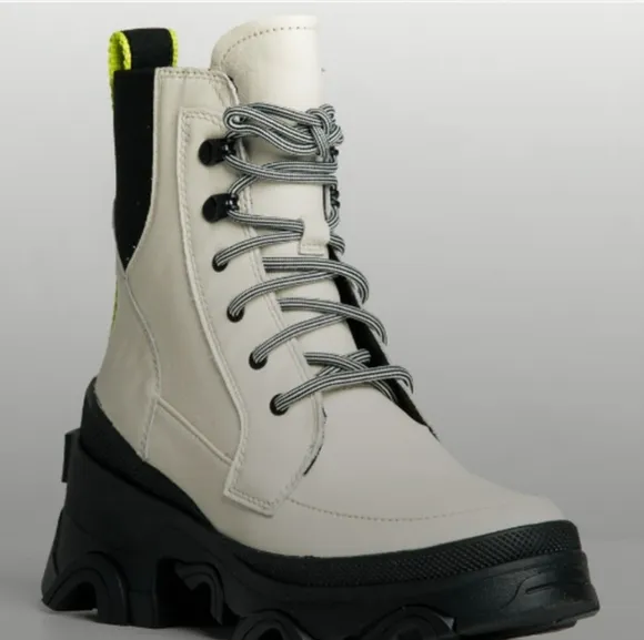 SOREL BREX LEATHER WATERPROOF ANKLE BOOTS SIZE 8.5