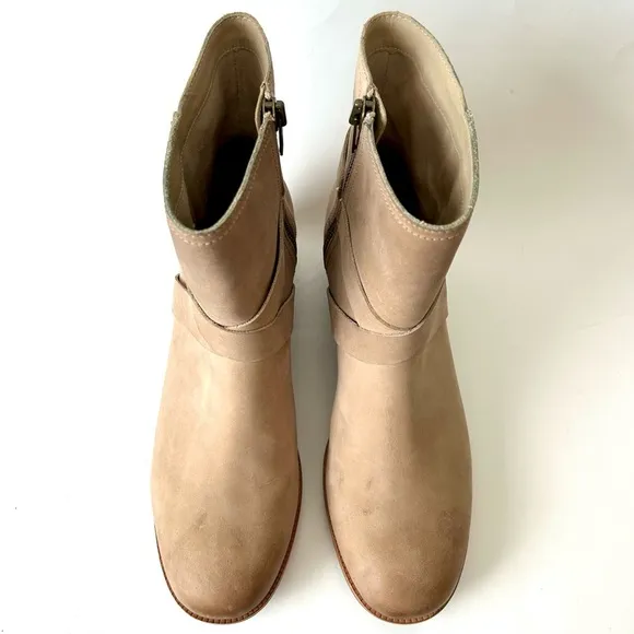 Sorel Cate Buckle Boots in Sandy Tan Waterproof Leather