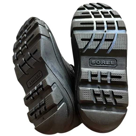 Sorel Flurry Snow‎ Boots Black Gray Winter Lined YOUTH 4 Black INSULATED warm✅