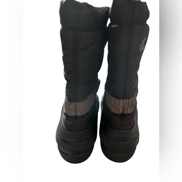 Sorel Flurry Snow‎ Boots Black Gray Winter Lined YOUTH 4 Black INSULATED warm✅