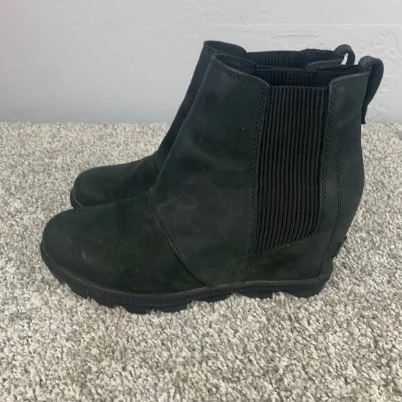 Sorel Joan of Arctic Bootie Womens Size 8 Black Chelsea Suede Wedge Boots